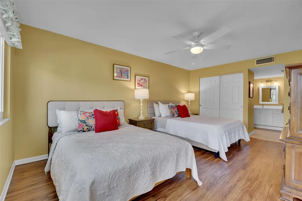 4644 LONGWATER CHASE #97 Sarasota, FL 34235