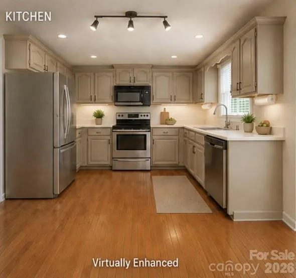 204 Windsor Forest Circle Fletcher, NC 28732