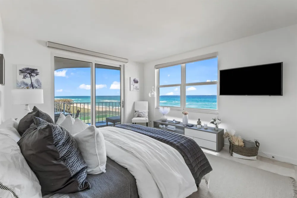 2295 S Ocean Boulevard #425 Palm Beach, FL 33480