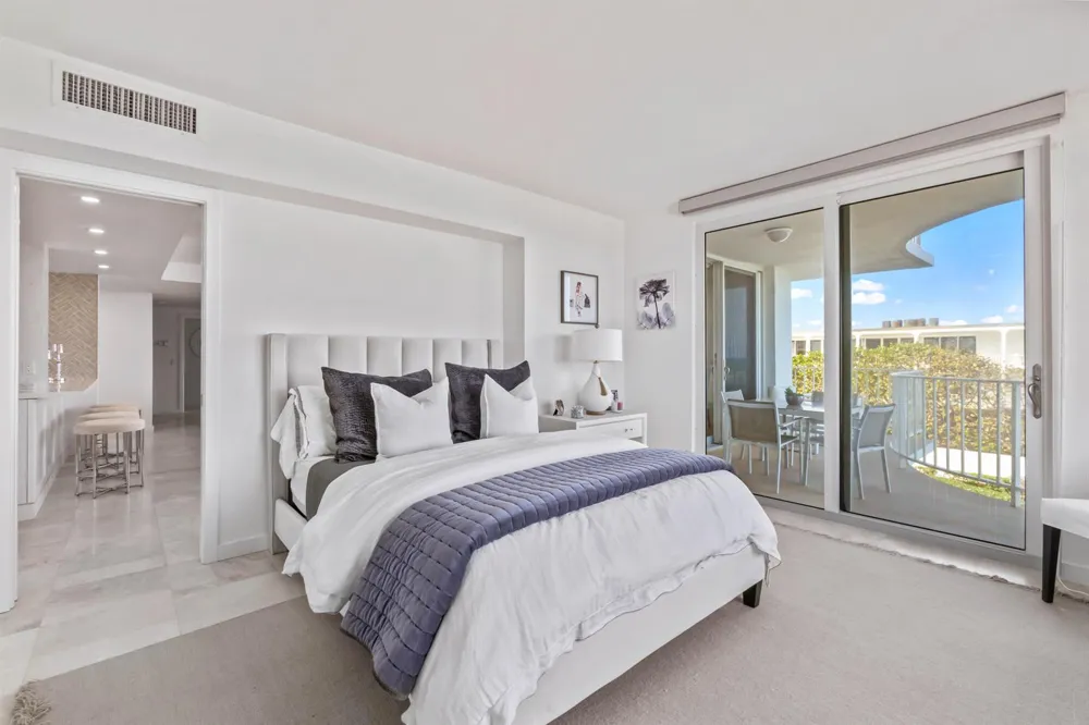 2295 S Ocean Boulevard #425 Palm Beach, FL 33480