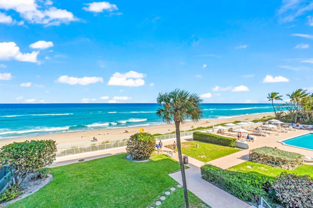 2295 S Ocean Boulevard #425 Palm Beach, FL 33480