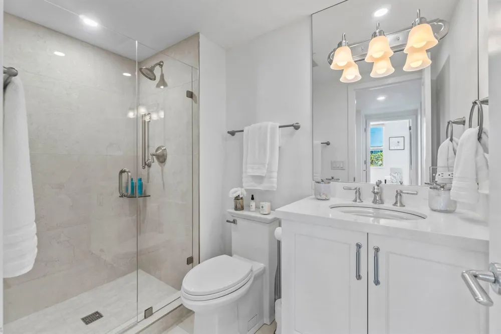 2295 S Ocean Boulevard #425 Palm Beach, FL 33480