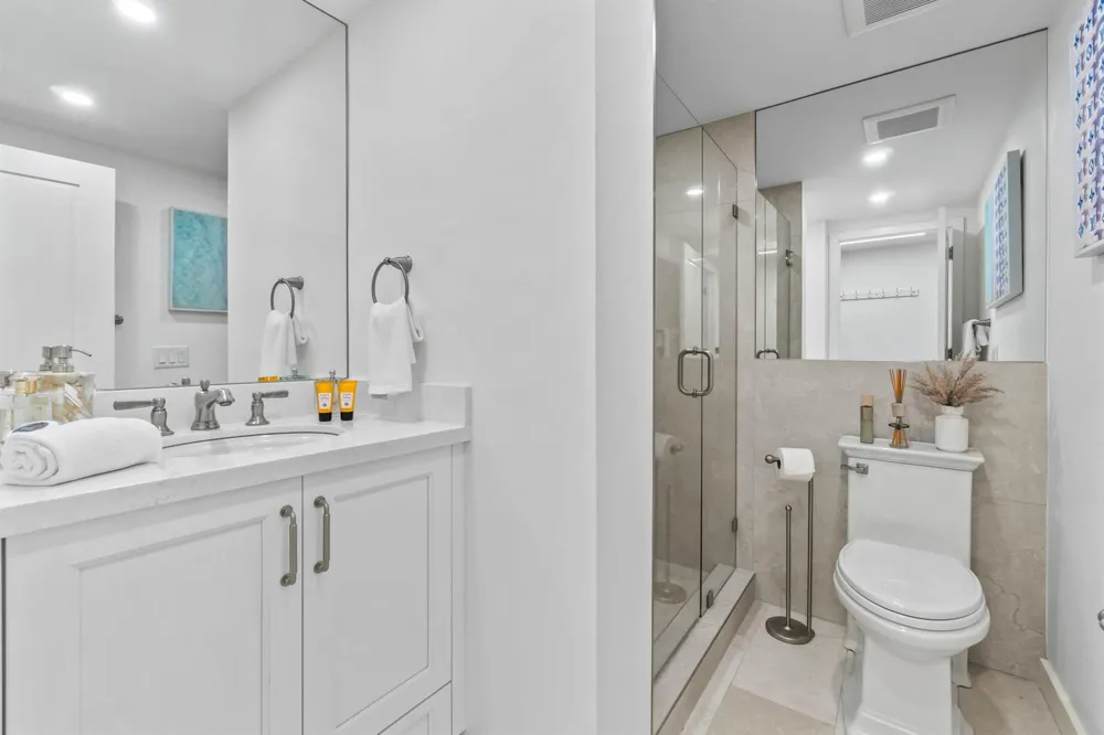 2295 S Ocean Boulevard #425 Palm Beach, FL 33480