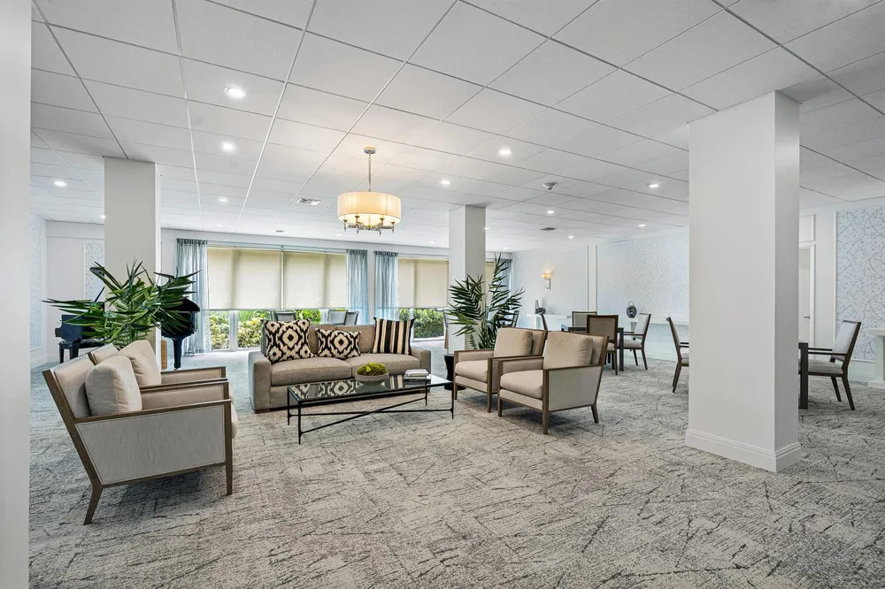 2295 S Ocean Boulevard #425 Palm Beach, FL 33480