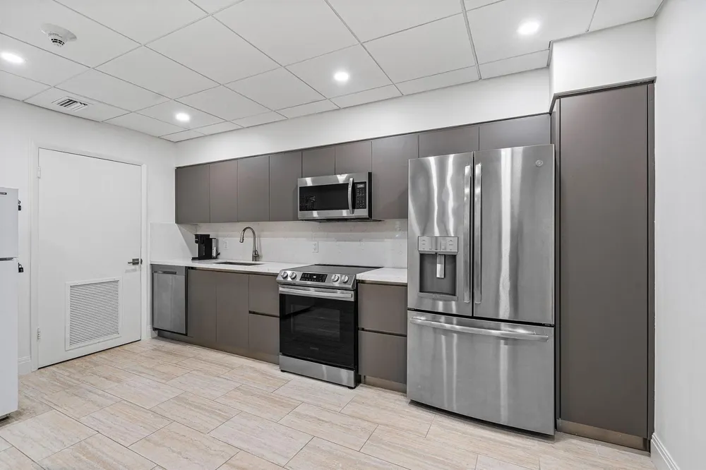 2295 S Ocean Boulevard #425 Palm Beach, FL 33480