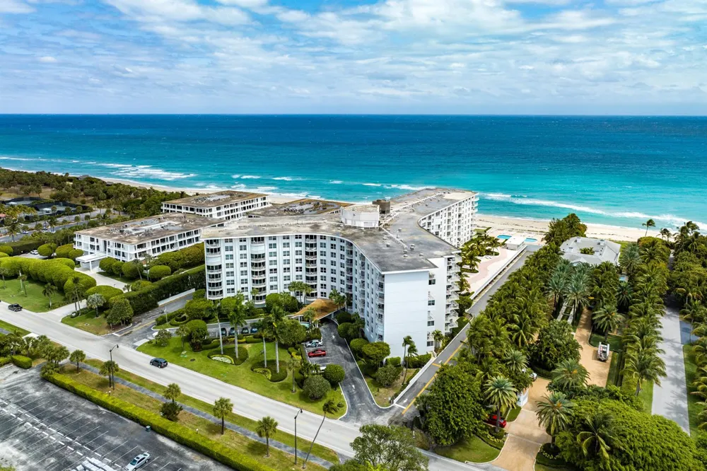 2295 S Ocean Boulevard #425 Palm Beach, FL 33480