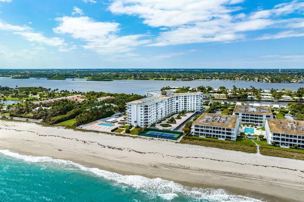 2295 S Ocean Boulevard #425 Palm Beach, FL 33480