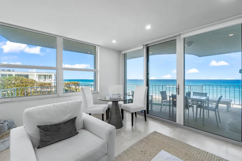 2295 S Ocean Boulevard #425 Palm Beach, FL 33480