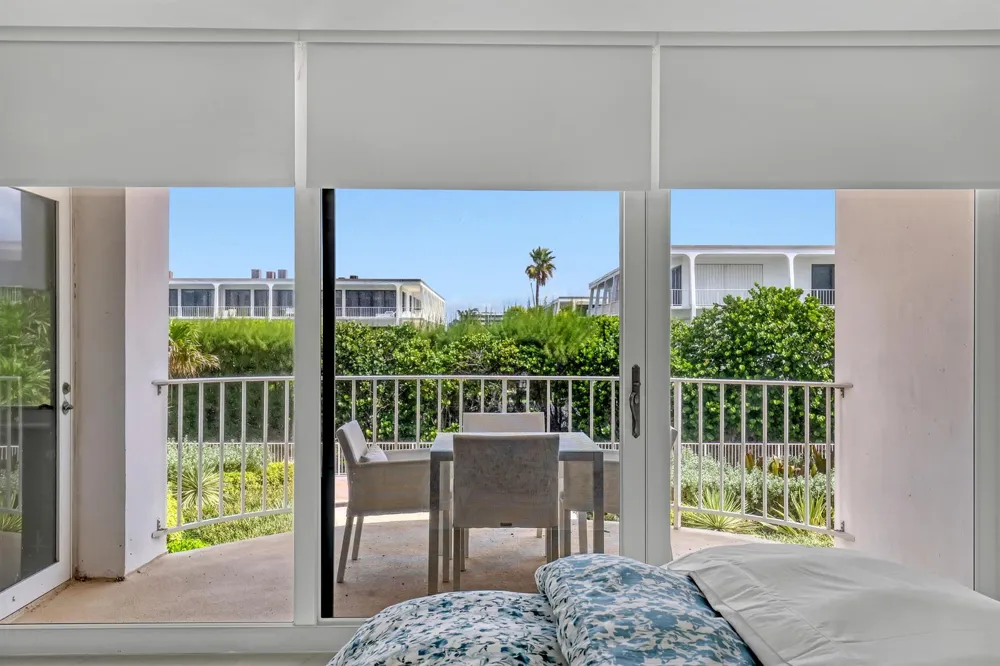 2295 S Ocean Boulevard #321 Palm Beach, FL 33480