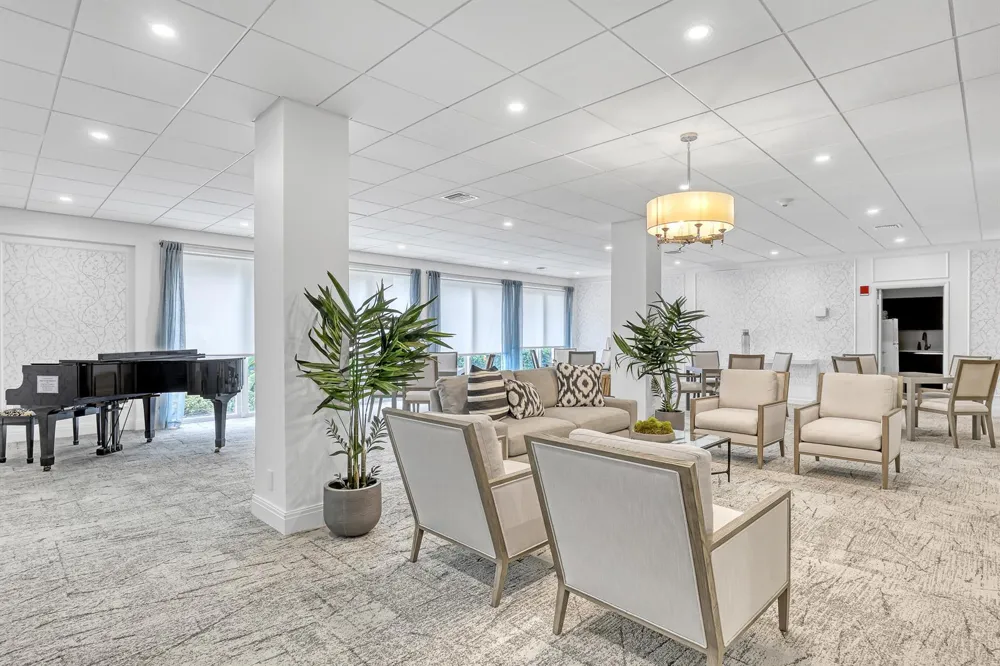 2295 S Ocean Boulevard #321 Palm Beach, FL 33480