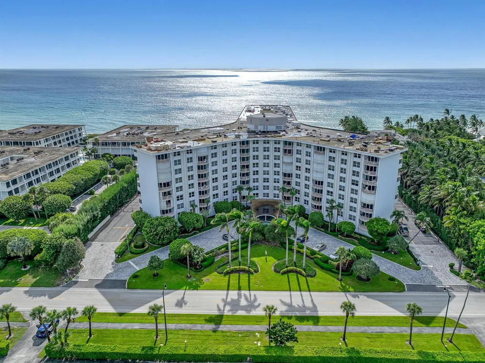 2295 S Ocean Boulevard #321 Palm Beach, FL 33480