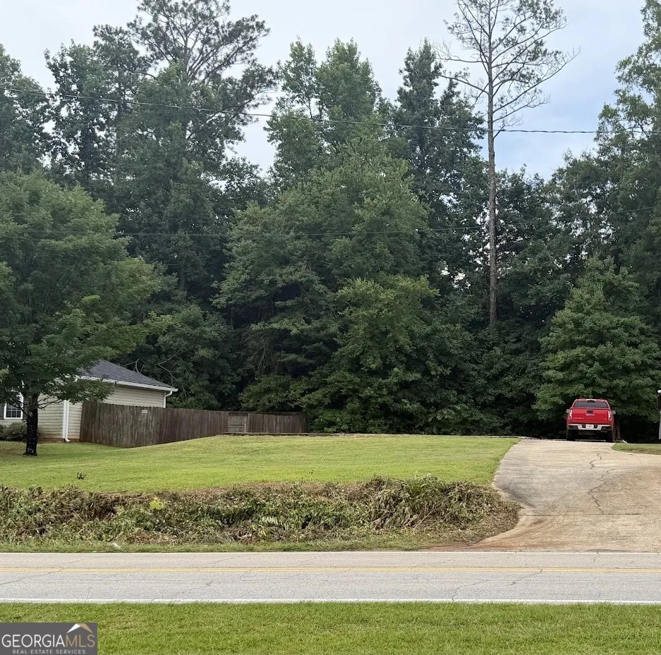 252 Old Bremen RD Carrollton, GA 30117