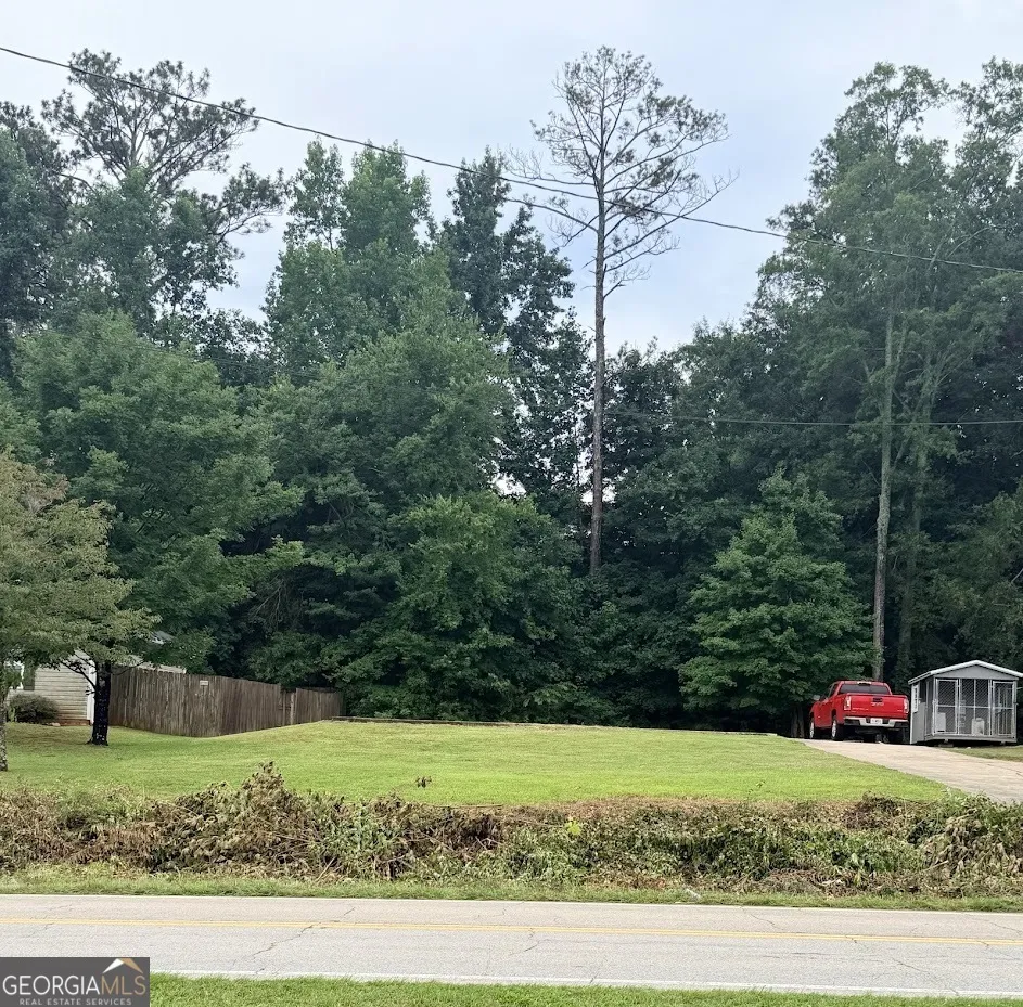 252 Old Bremen RD Carrollton, GA 30117