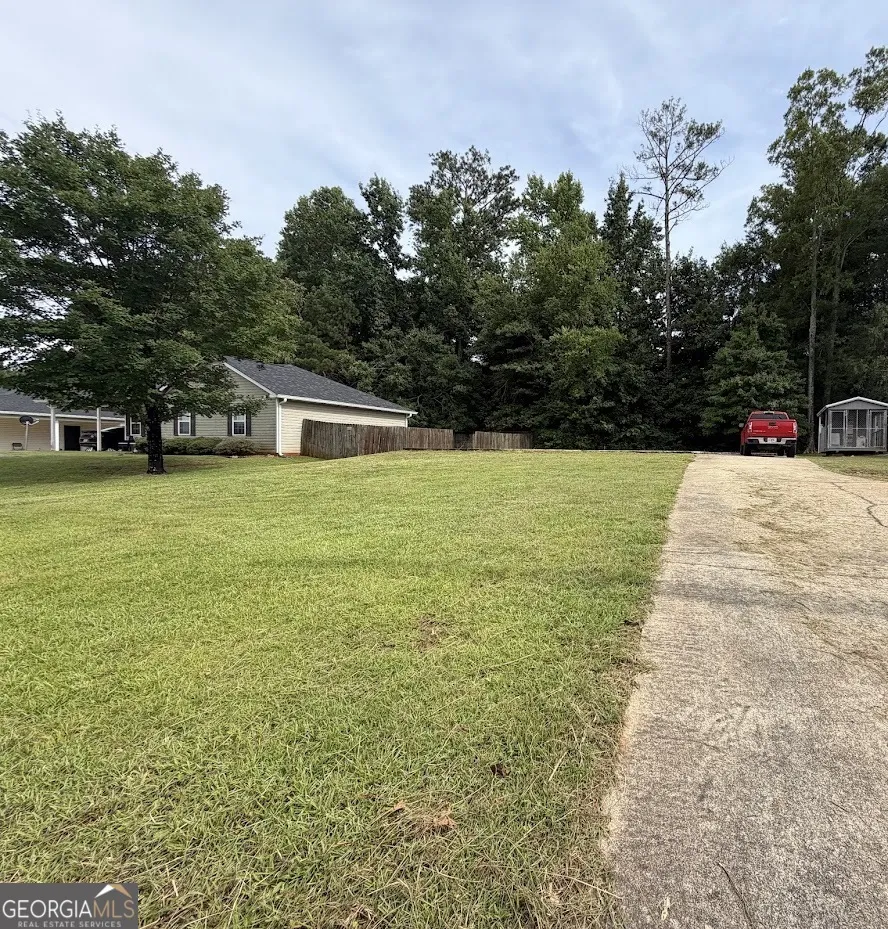 252 Old Bremen RD Carrollton, GA 30117