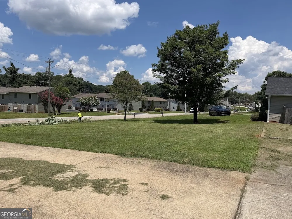252 Old Bremen RD Carrollton, GA 30117