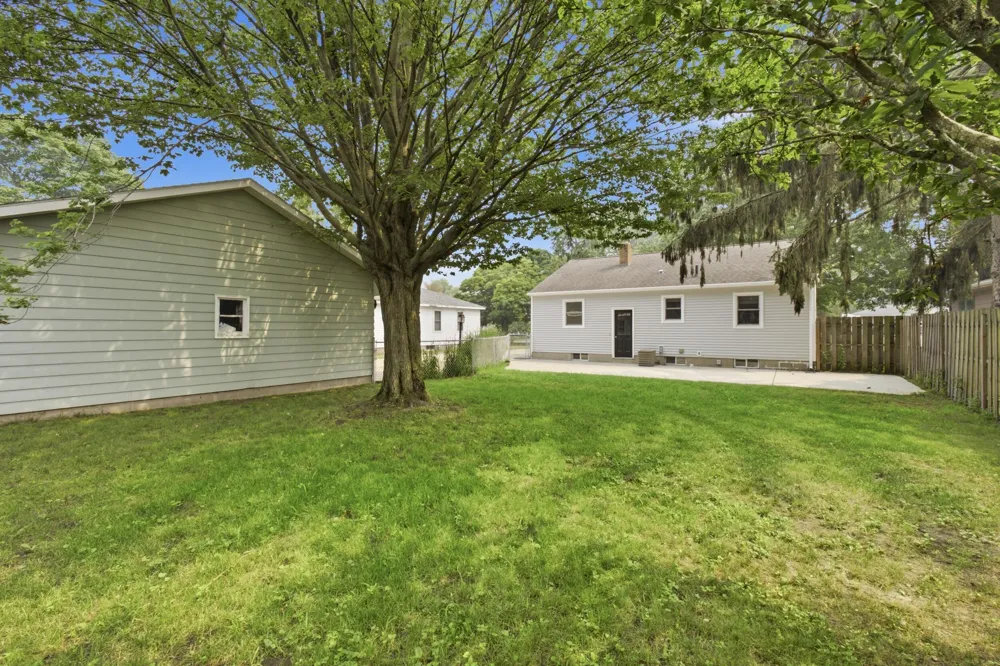 725 Winter Street Spring Lake, MI 49456