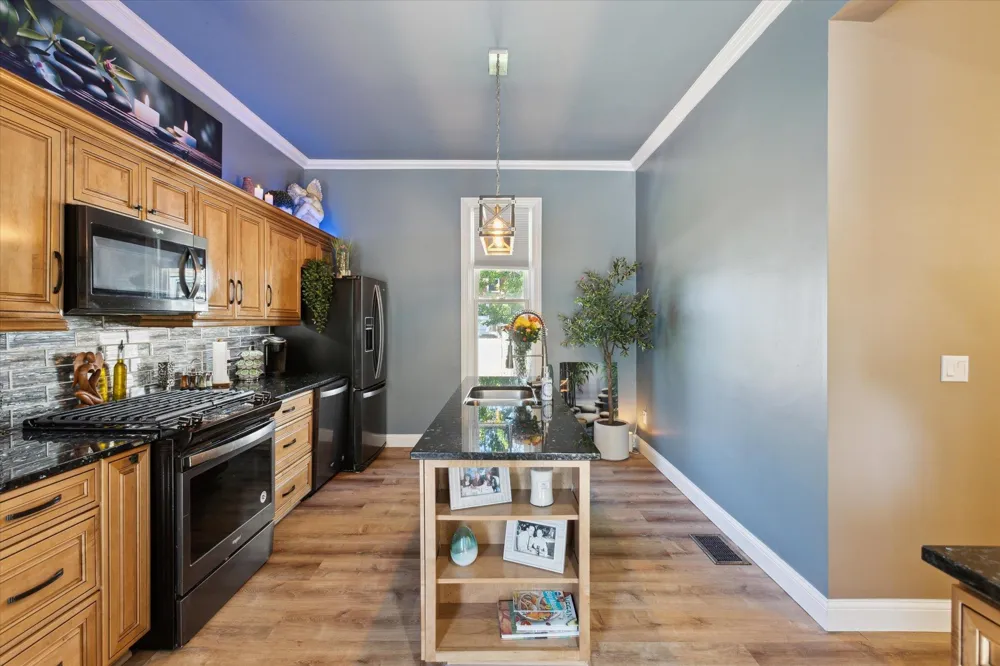 1010 6th Street Bay City City, MI 48708