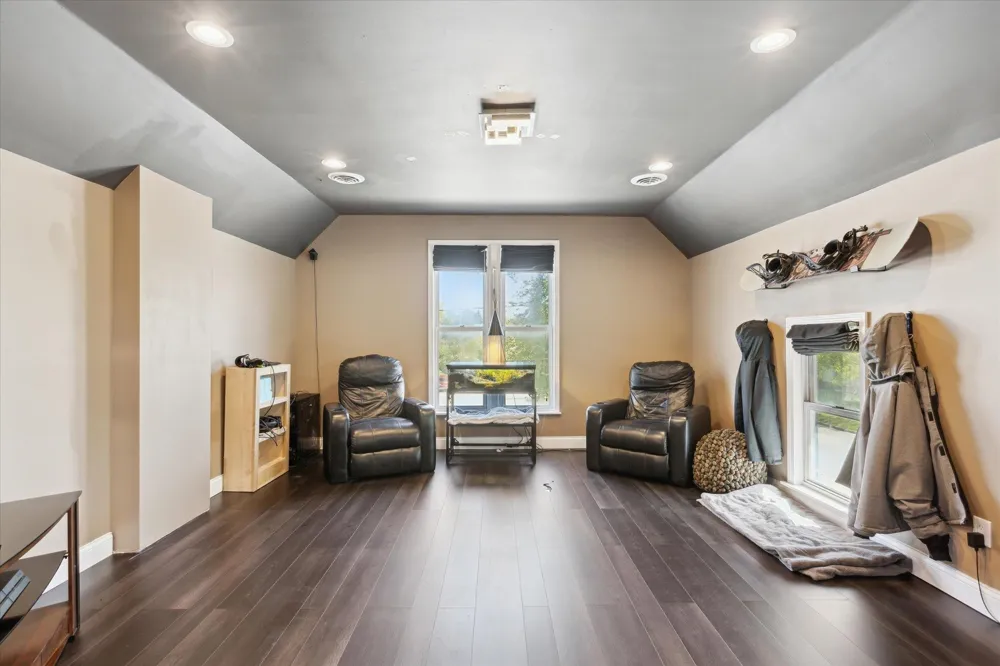 1010 6th Street Bay City City, MI 48708