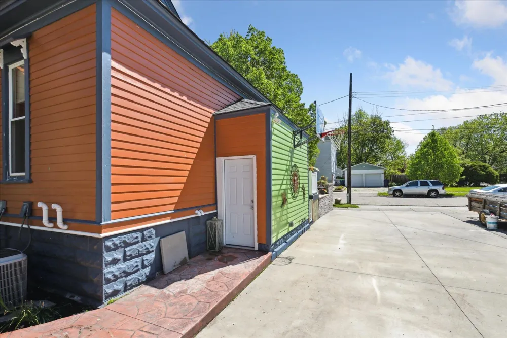 1010 6th Street Bay City City, MI 48708
