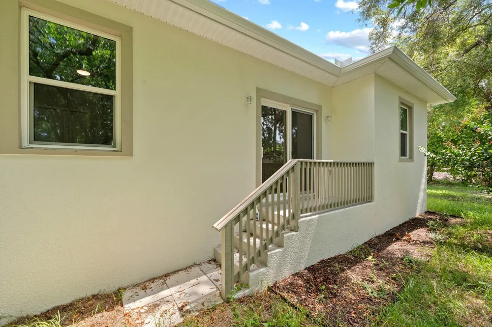 2915 CHIPCO STREET Tampa, FL 33605