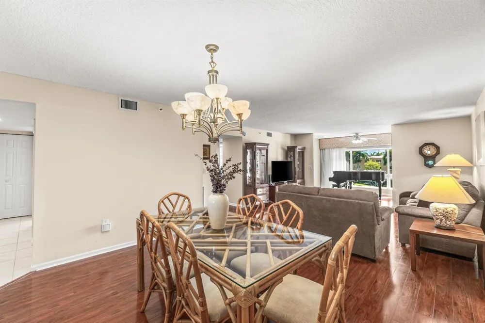 12560 Majesty Circle #401 Boynton Beach, FL 33437