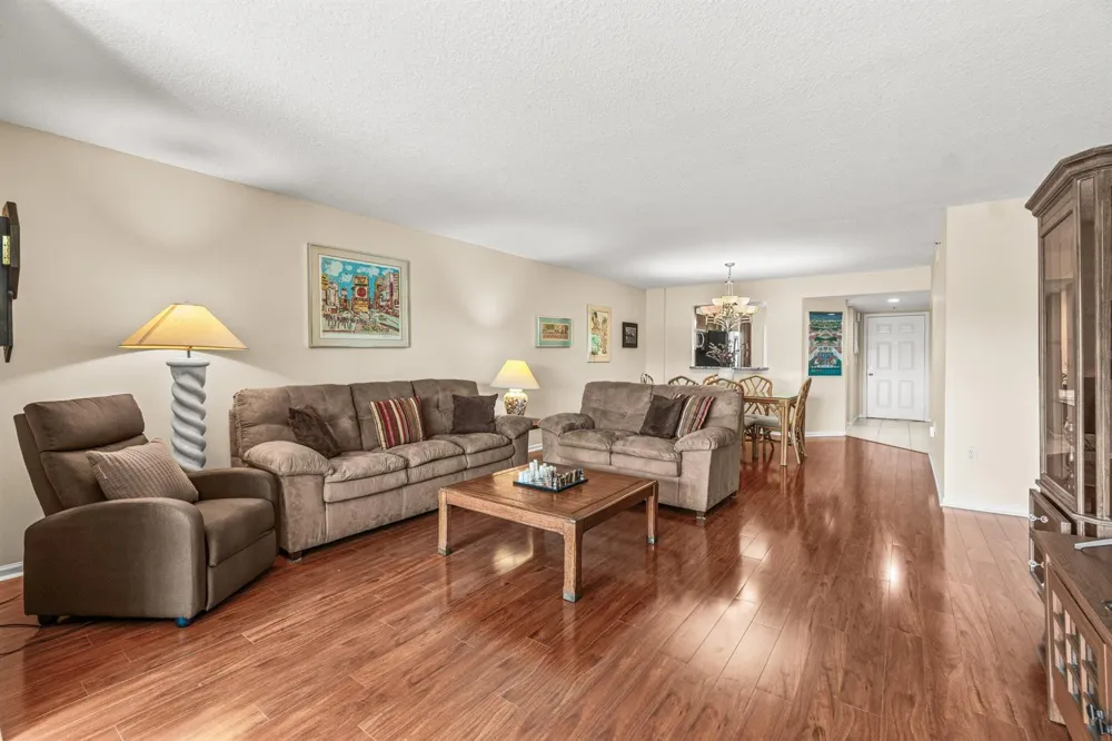 12560 Majesty Circle #401 Boynton Beach, FL 33437