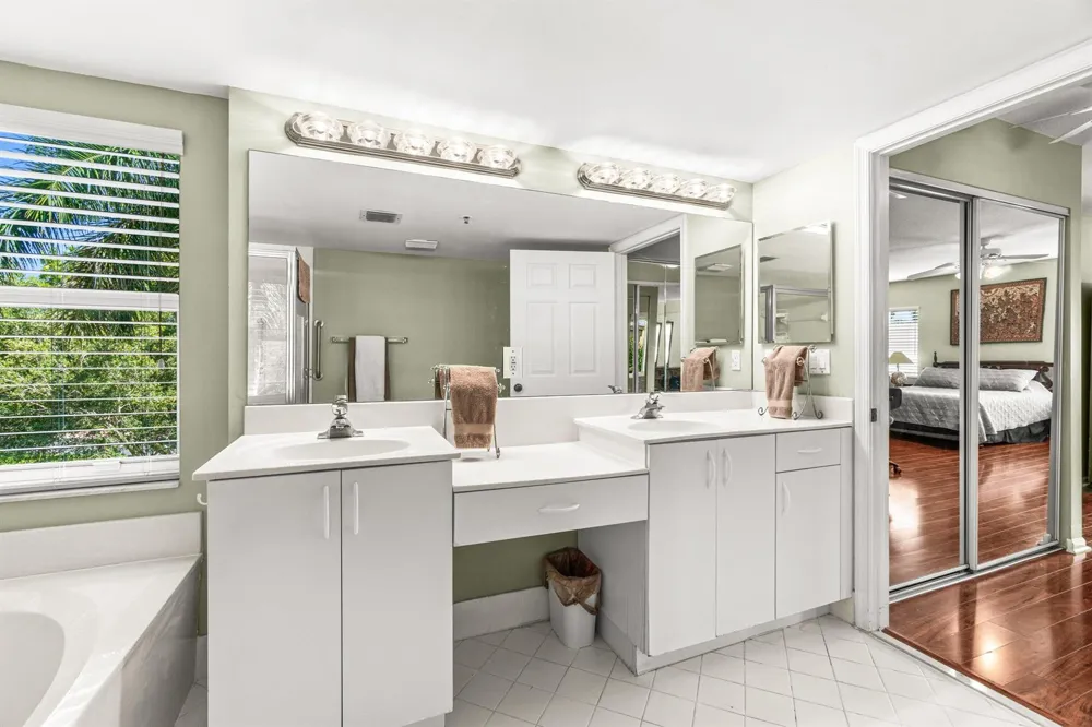 12560 Majesty Circle #401 Boynton Beach, FL 33437