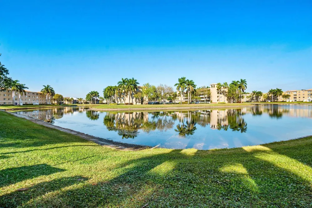 12560 Majesty Circle #401 Boynton Beach, FL 33437
