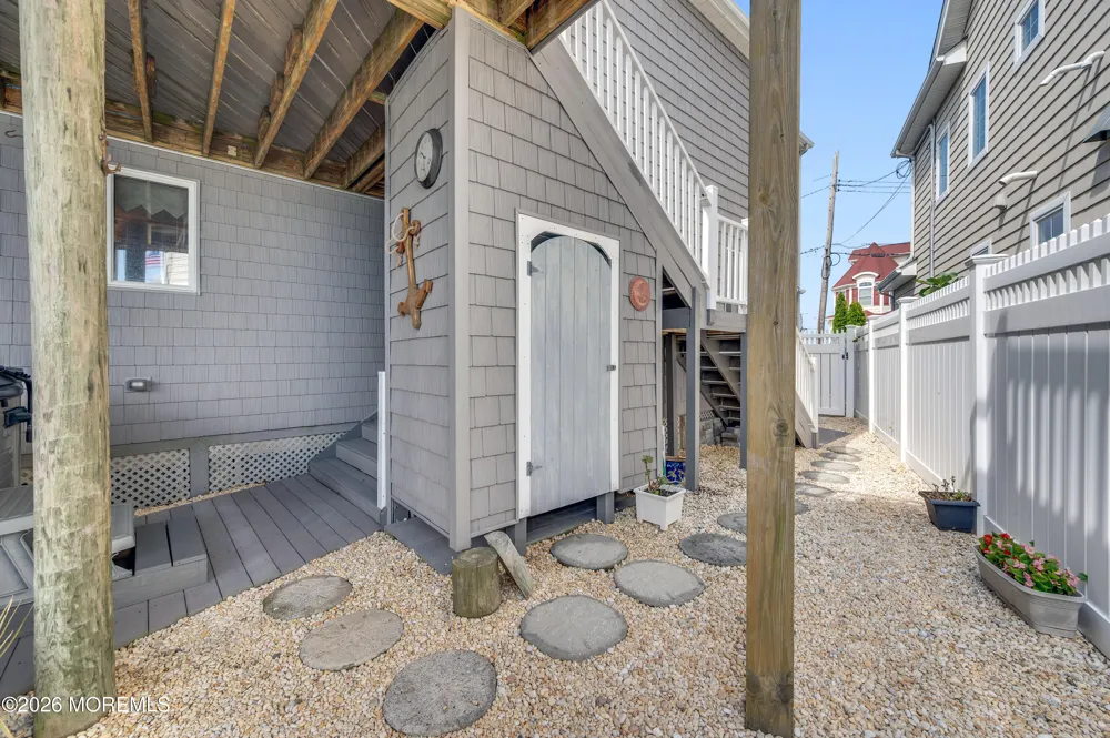 299 Monterey Circle Lavallette, NJ 08735