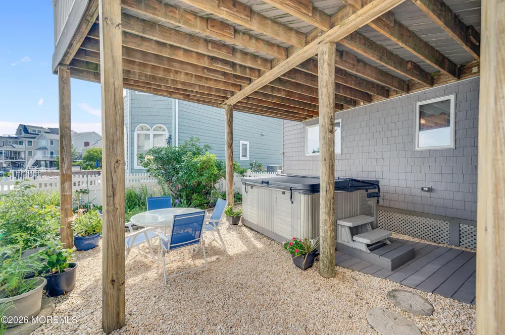 299 Monterey Circle Lavallette, NJ 08735