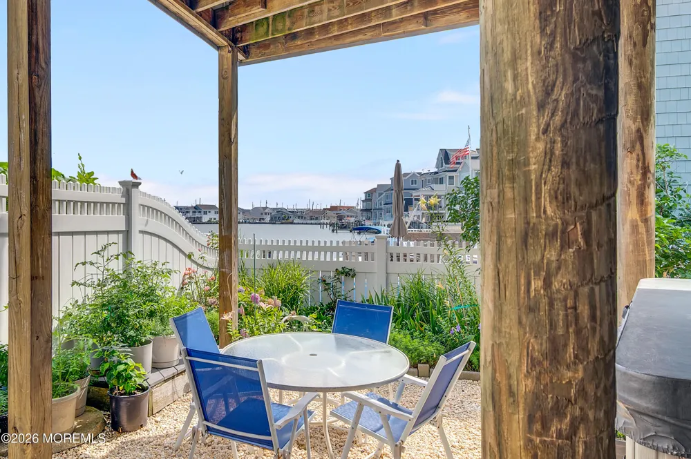 299 Monterey Circle Lavallette, NJ 08735