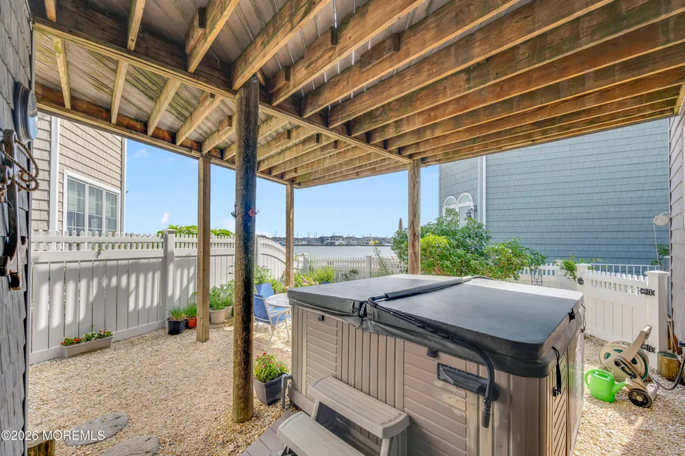 299 Monterey Circle Lavallette, NJ 08735