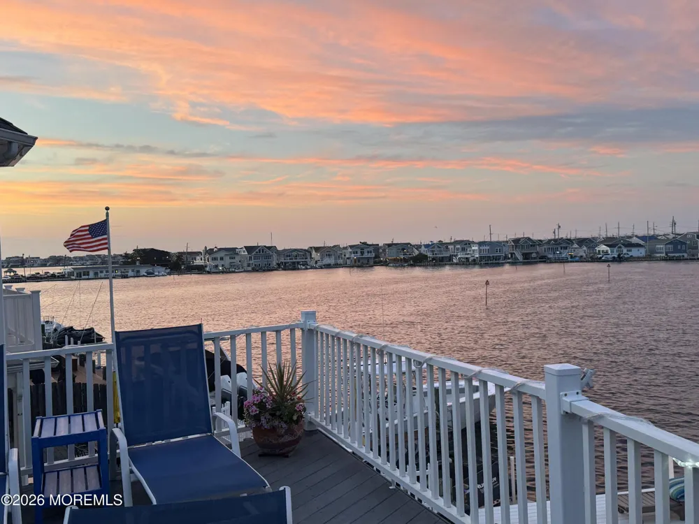 299 Monterey Circle Lavallette, NJ 08735