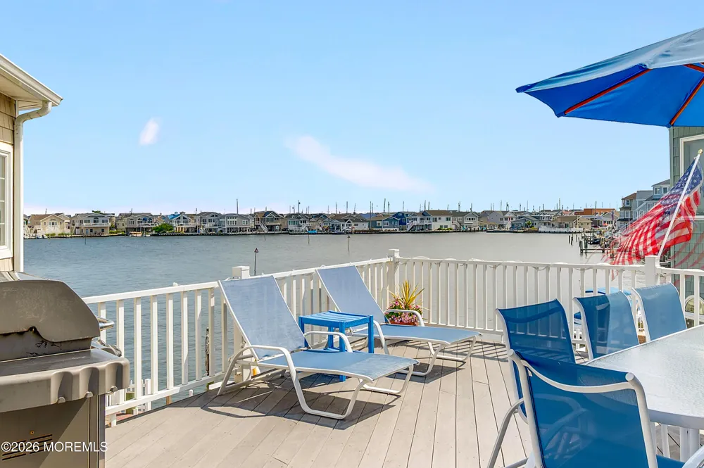 299 Monterey Circle Lavallette, NJ 08735