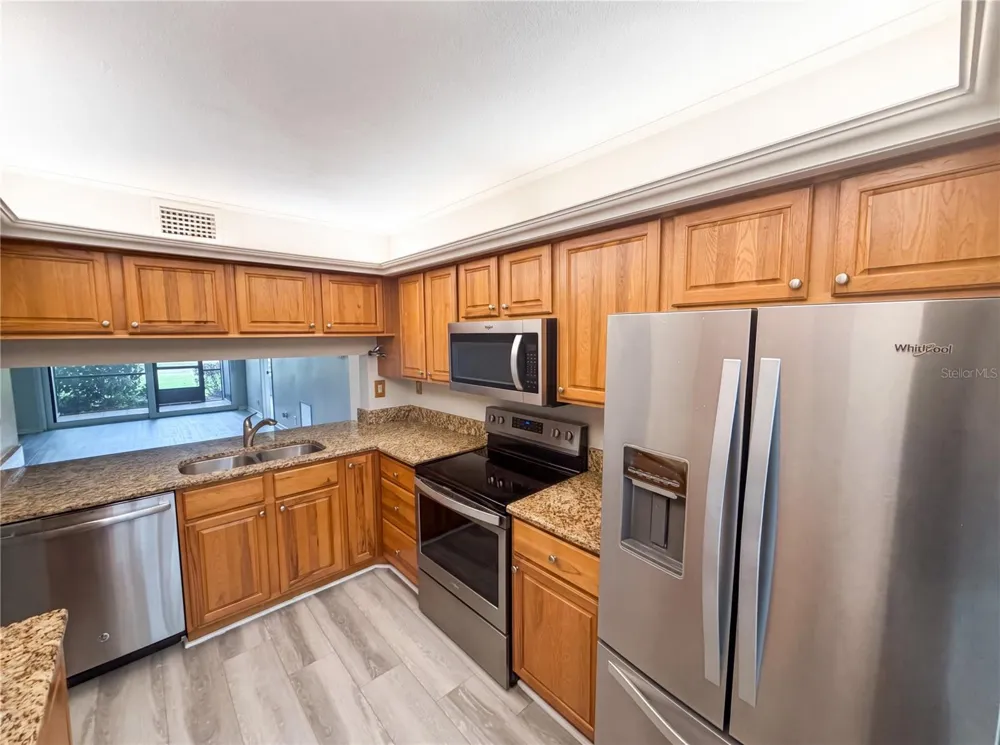 6219 PALMA DEL MAR BOULEVARD S #114 St Petersburg, FL 33715