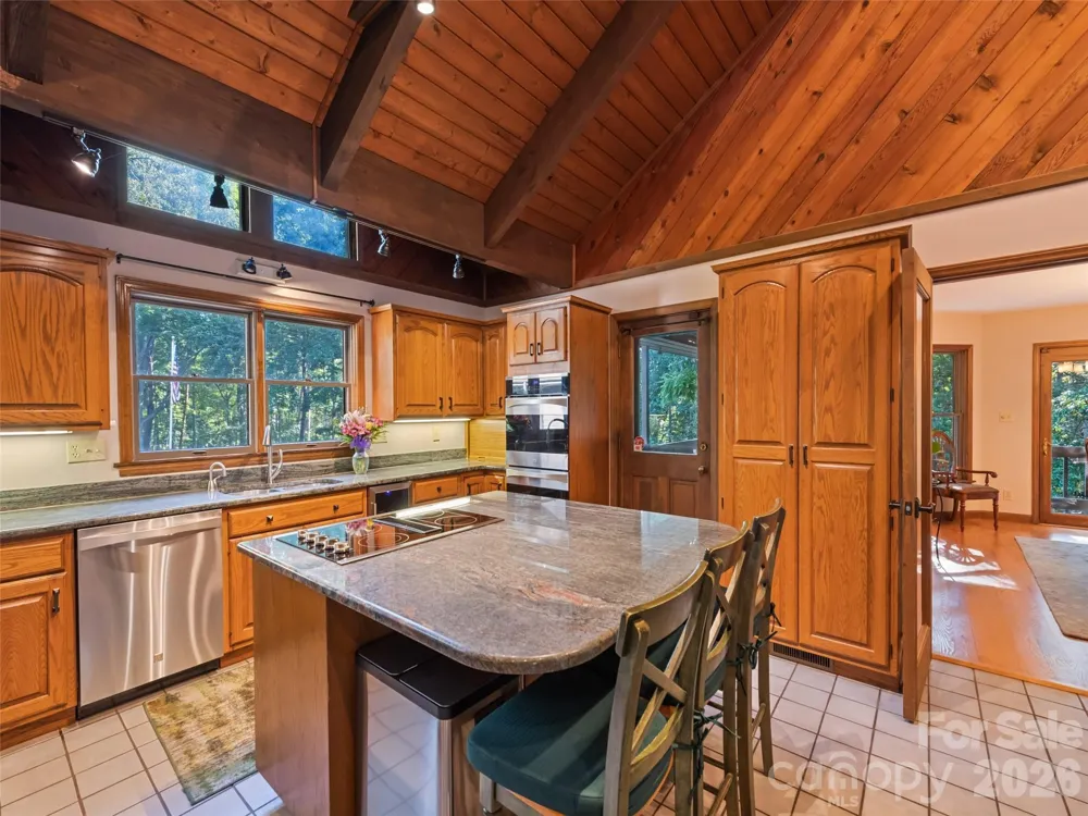 58 Sedgewood Court Fairview, NC 28730