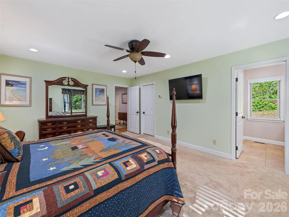 58 Sedgewood Court Fairview, NC 28730