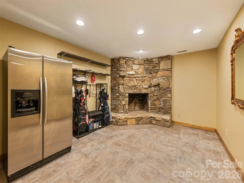 58 Sedgewood Court Fairview, NC 28730