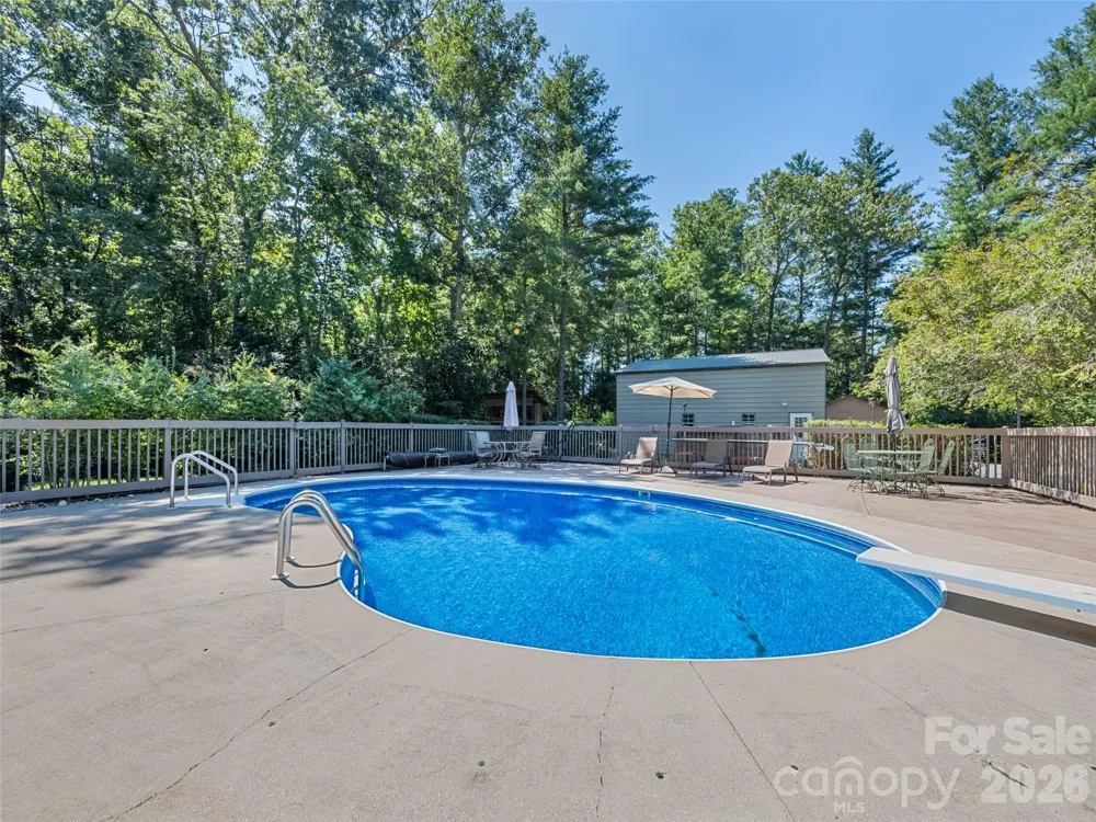 58 Sedgewood Court Fairview, NC 28730