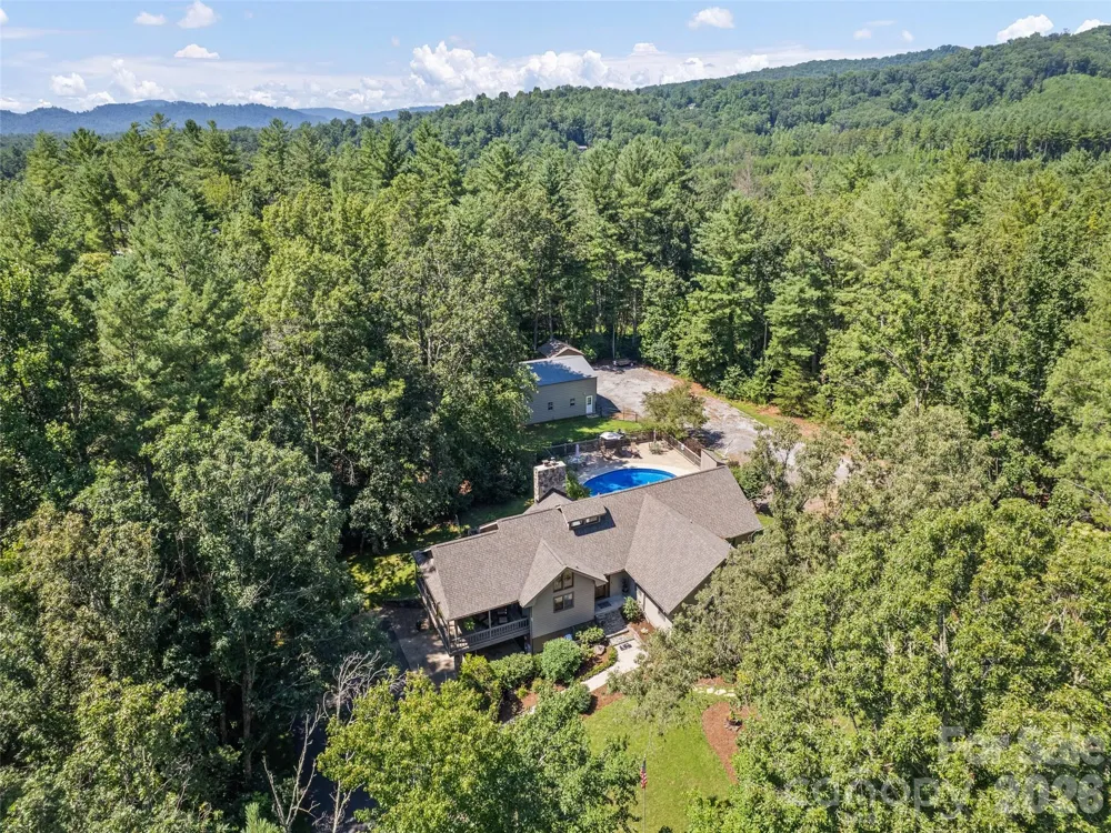 58 Sedgewood Court Fairview, NC 28730