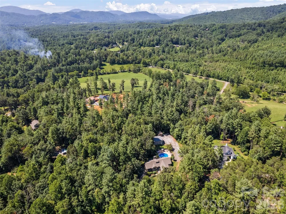 58 Sedgewood Court Fairview, NC 28730