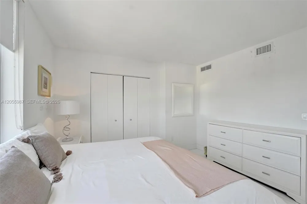 2600 E Hallandale Beach Blvd #T1902 Hallandale Beach, FL 33009