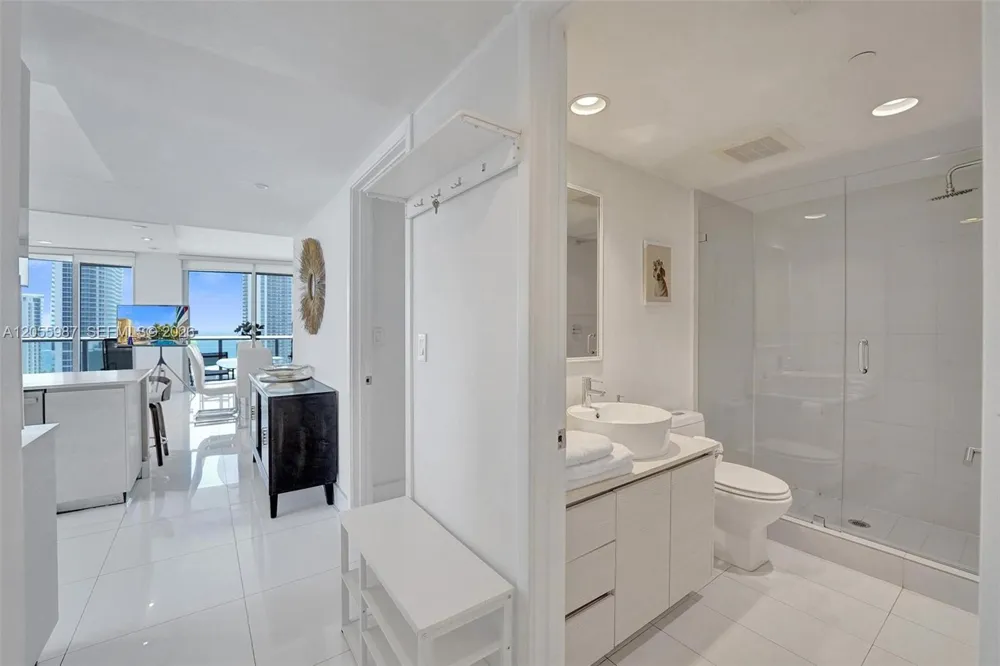 2600 E Hallandale Beach Blvd #T1902 Hallandale Beach, FL 33009