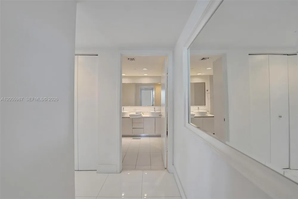 2600 E Hallandale Beach Blvd #T1902 Hallandale Beach, FL 33009
