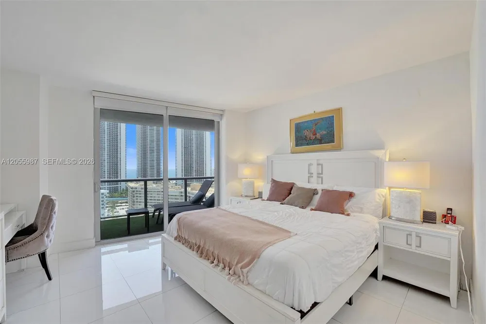2600 E Hallandale Beach Blvd #T1902 Hallandale Beach, FL 33009