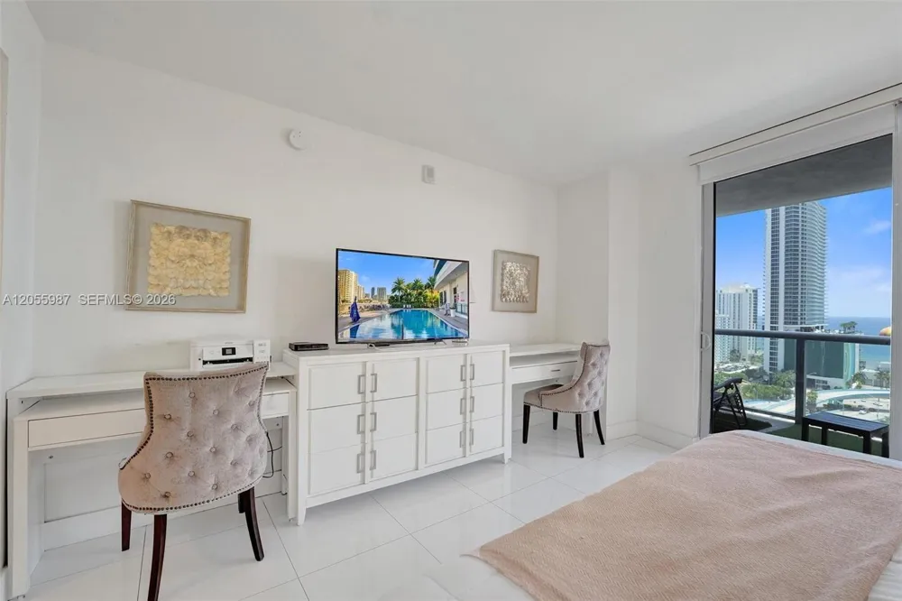 2600 E Hallandale Beach Blvd #T1902 Hallandale Beach, FL 33009