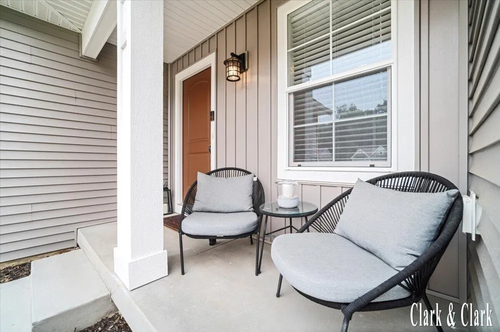 1456 Kimber Drive Lowell, MI 49331