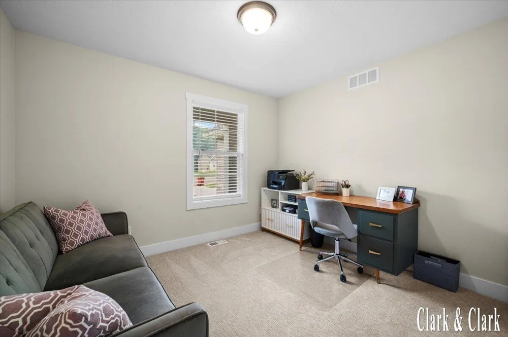 1456 Kimber Drive Lowell, MI 49331