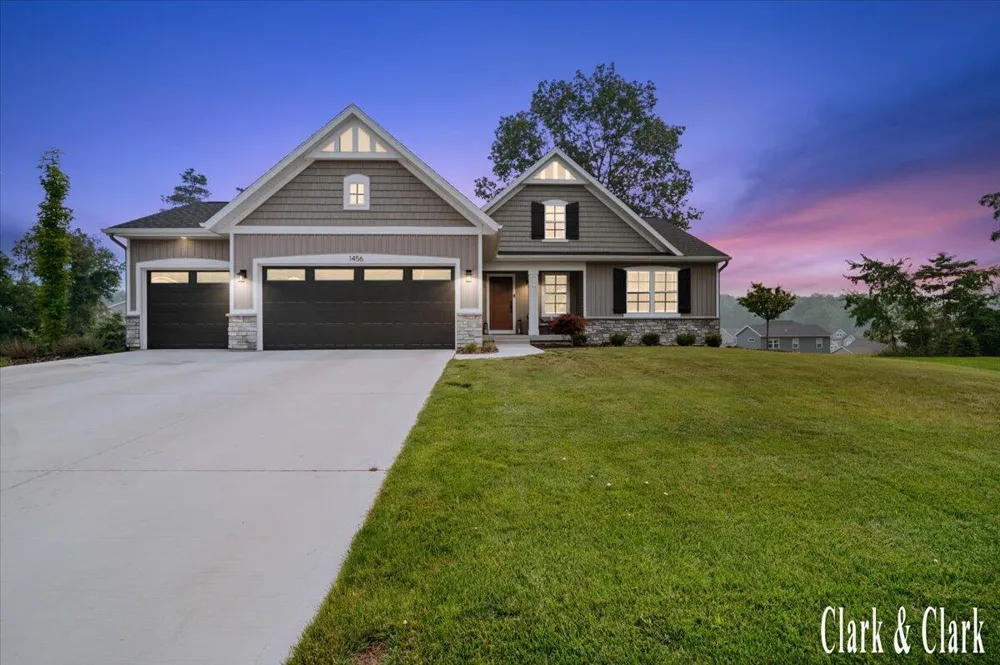 1456 Kimber Drive Lowell, MI 49331