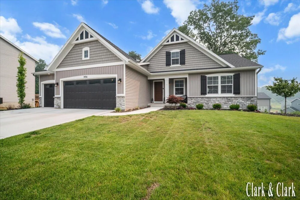 1456 Kimber Drive Lowell, MI 49331